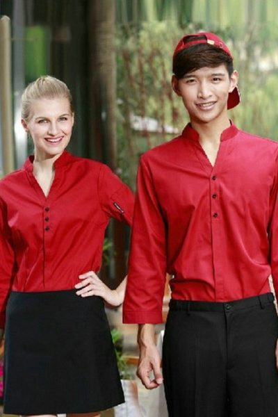 Đồng phục nhà hàng khách sạn – Đồng phục phục vụ váy đen, quần tây đen, áo sơ mi đỏ tay dài 04