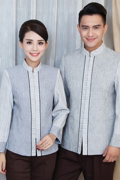 Đồng phục nhà hàng khách sạn – Đồng phục tạp vụ quần nâu áo xám 25
