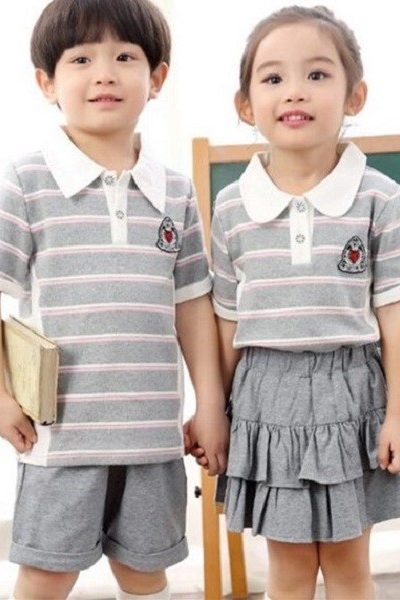 Đồng phục học sinh sinh viên – Đồng phục học sinh cấp I váy, quần xám, áo thun cổ trụ xám sọc ngang tay ngắn 03