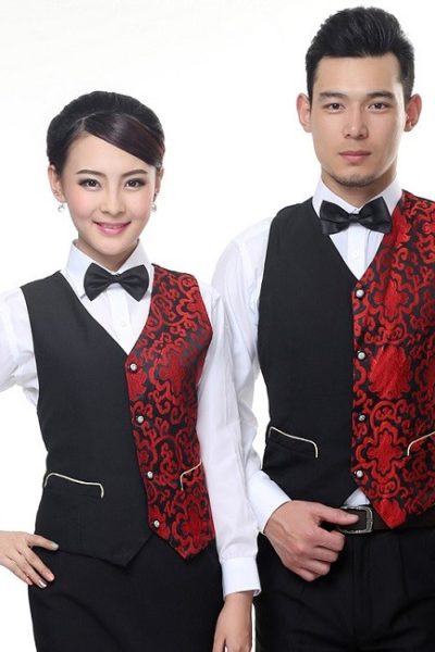 Đồng phục nhà hàng khách sạn – Đồng phục pha chế quần tây đen, áo sơ mi trắng, ghi lê đen phối đỏ 04