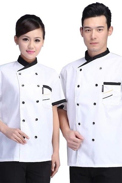 Đồng phục nhà hàng khách sạn – Đồng phục bếp áo trắng nút đen viền đen, quần đen 27