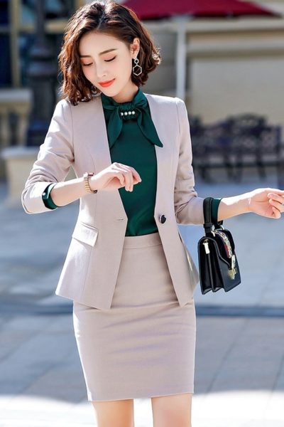 Đồng Phục Nhà Hàng Khách Sạn-Đồng Phục Quản Lý Váy Kem,Vest Kem 57