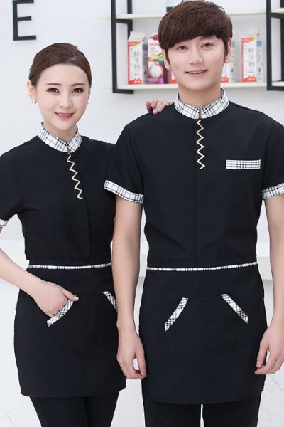 Đồng phục nhà hàng khách sạn – Đồng phục tạp vụ màu đen phối caro trắng 82