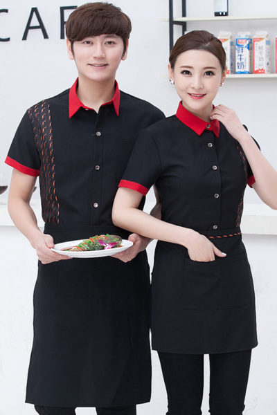 Đồng phục nhà hàng khách sạn – Đồng phục tạp vụ màu đen phối đỏ có họa tiết 97
