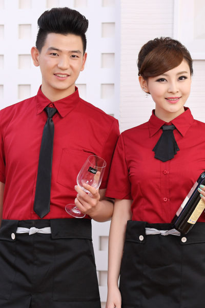 Đồng Phục Nhà Hàng Khách Sạn-Đồng Phục Pha Chế Áo Sơ Mi Đỏ, Tạp Dề Đen Phối Trắng 87