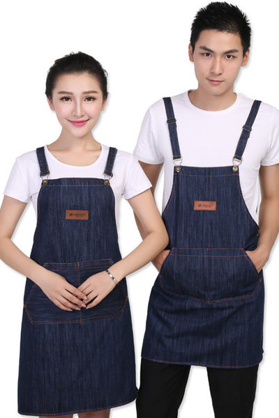 Đồng Phục Nhà Hàng Khách Sạn-Đồng Phục Pha Chế Áo Thun Cổ Tròn Trắng, Tạp Dề Màu Xanh 75